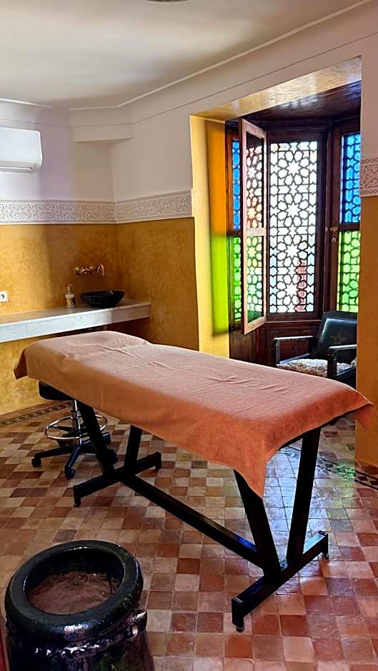 Riad L'Aziza