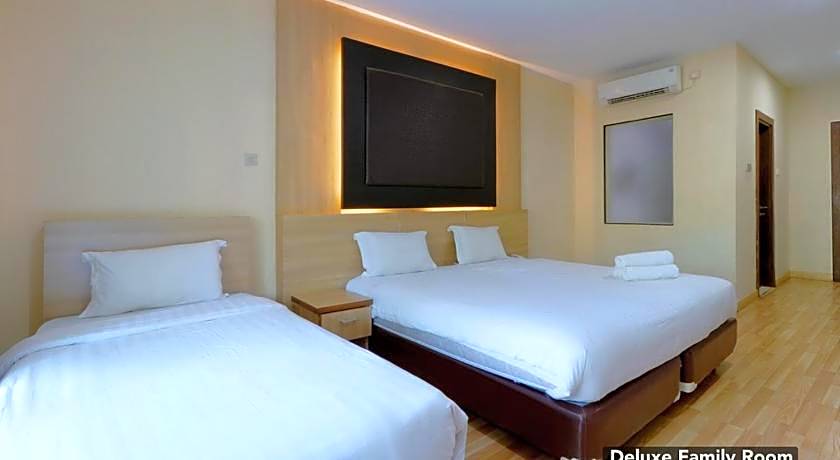 Mutiara Suites