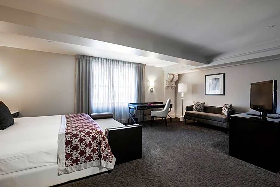 Ambassador Hotel Kansas City, Autograph Collection by Marriott