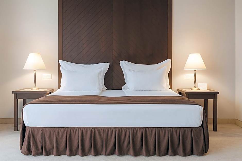 Maxi Park Hotel & Spa