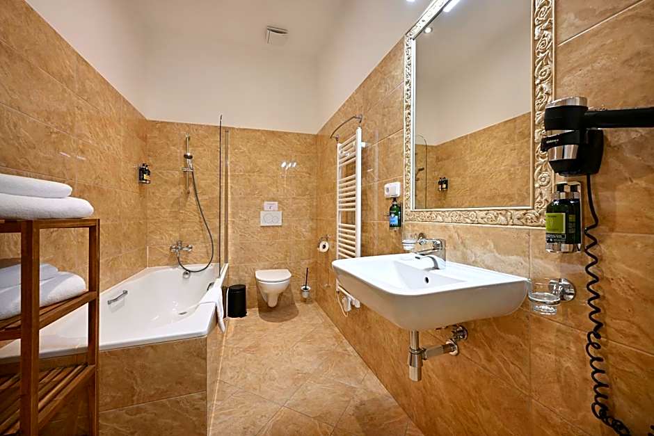 Boutique Residence by Little King