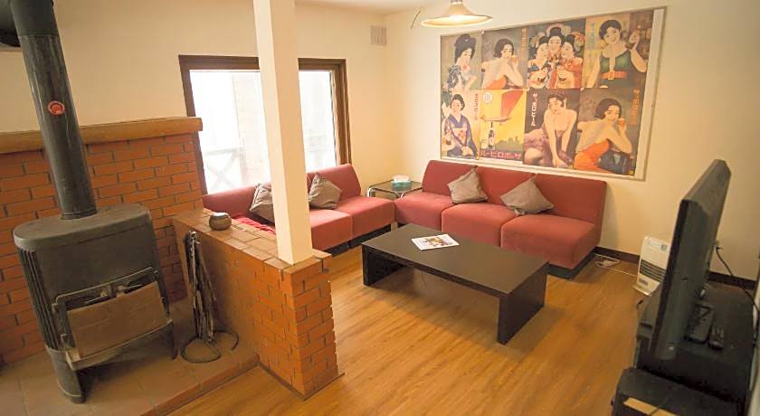 Annupuri Mountain View Lodge