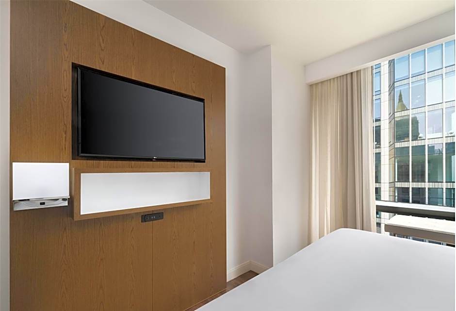 Best Western Premier Empire State Hotel