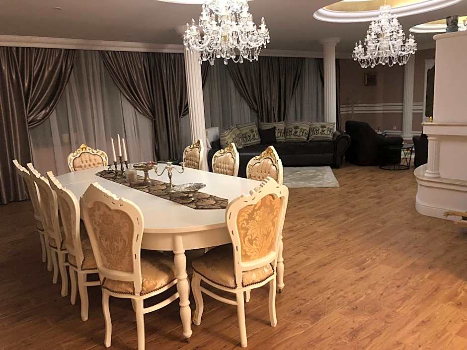 HOTEL GALERIA PEZINSKA BABA