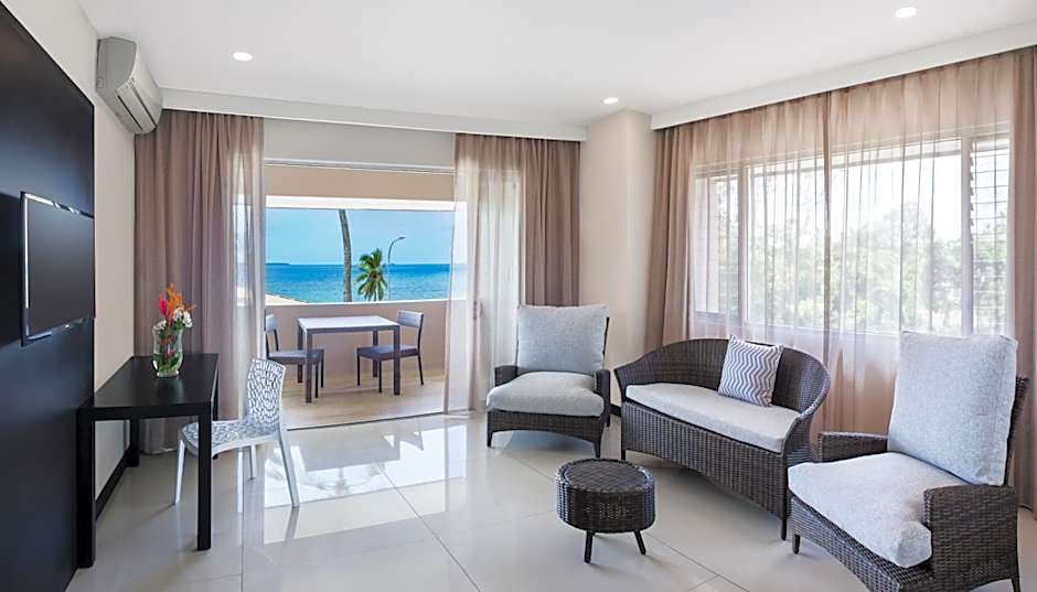Tanoa International Dateline Hotel