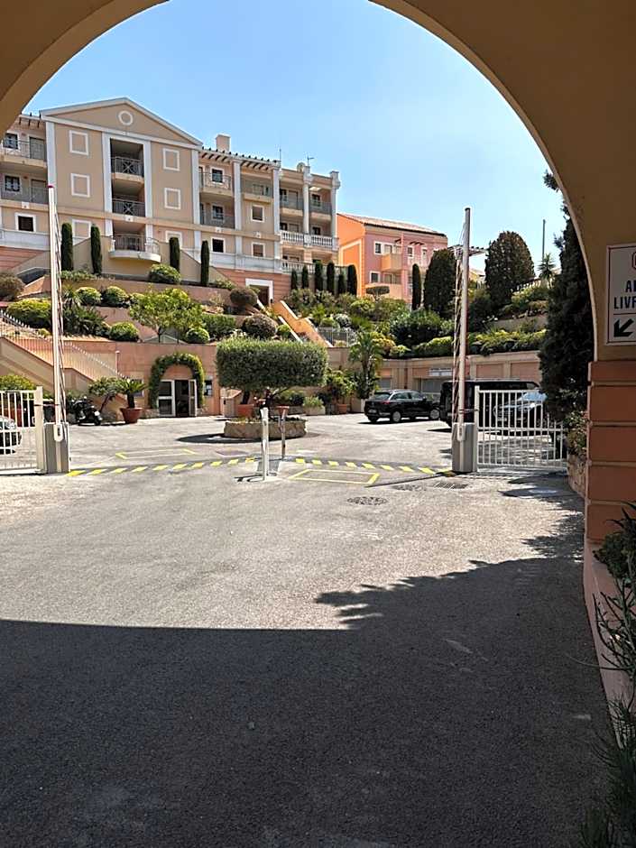CANNES VILLA FRANCIA