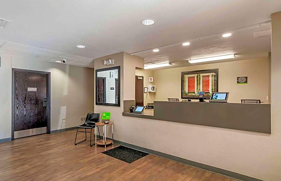 Extended Stay America Suites - Kansas City - Overland Park - Quivira Rd.