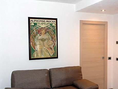 One-Bedroom Apartment - First Floor