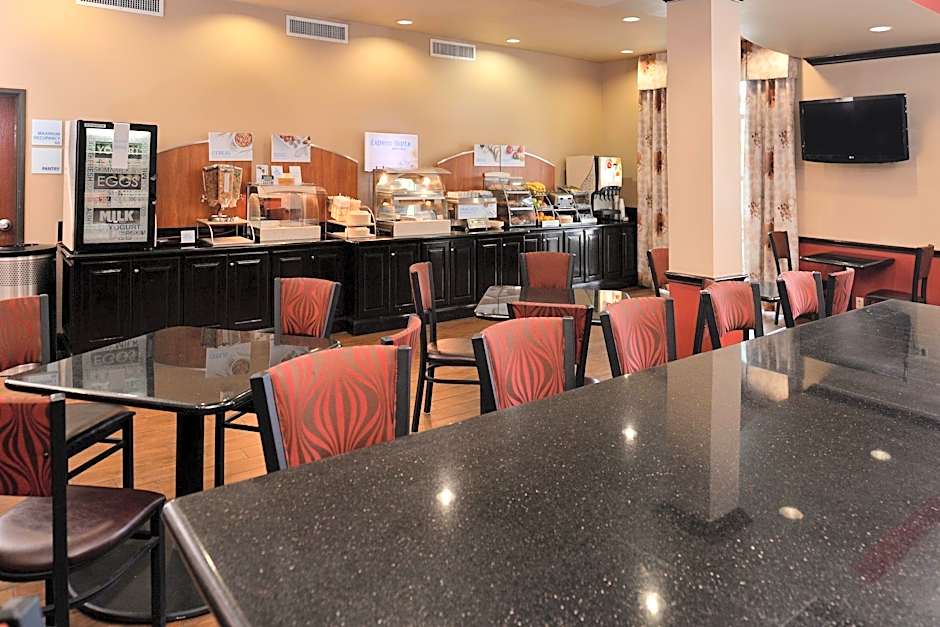 Holiday Inn Express Hotel & Suites Sherman Highway 75 By IHG