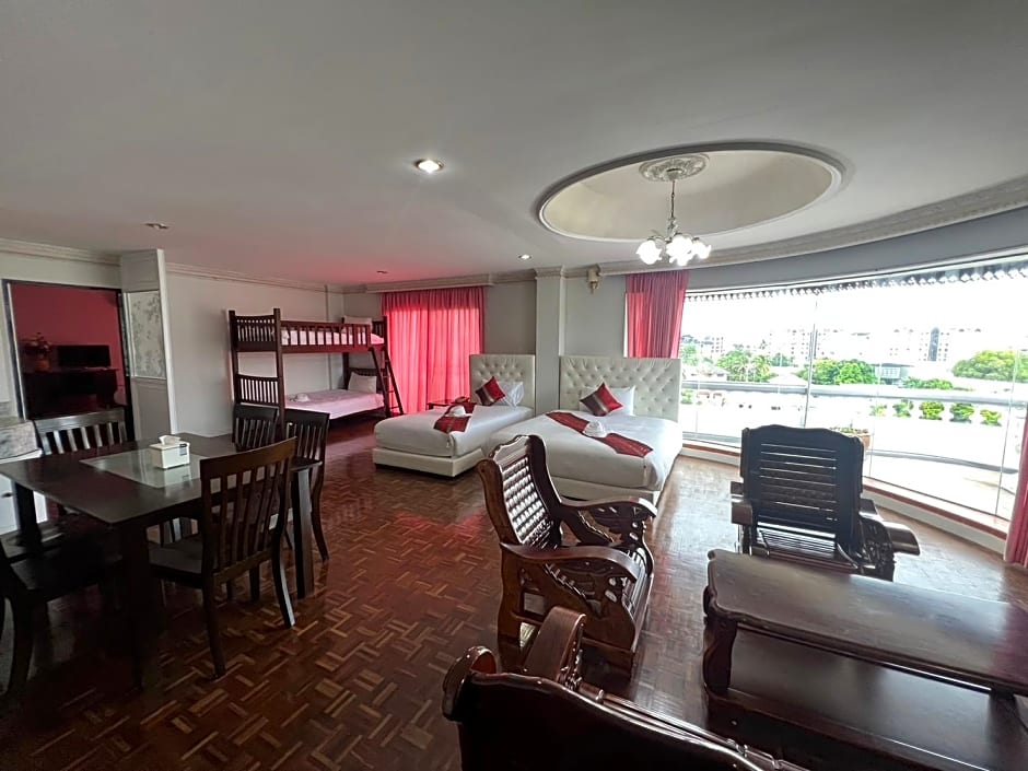 Chao Phya Grand Hotel