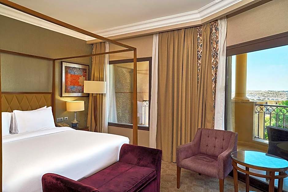 Hilton Alexandria King's Ranch