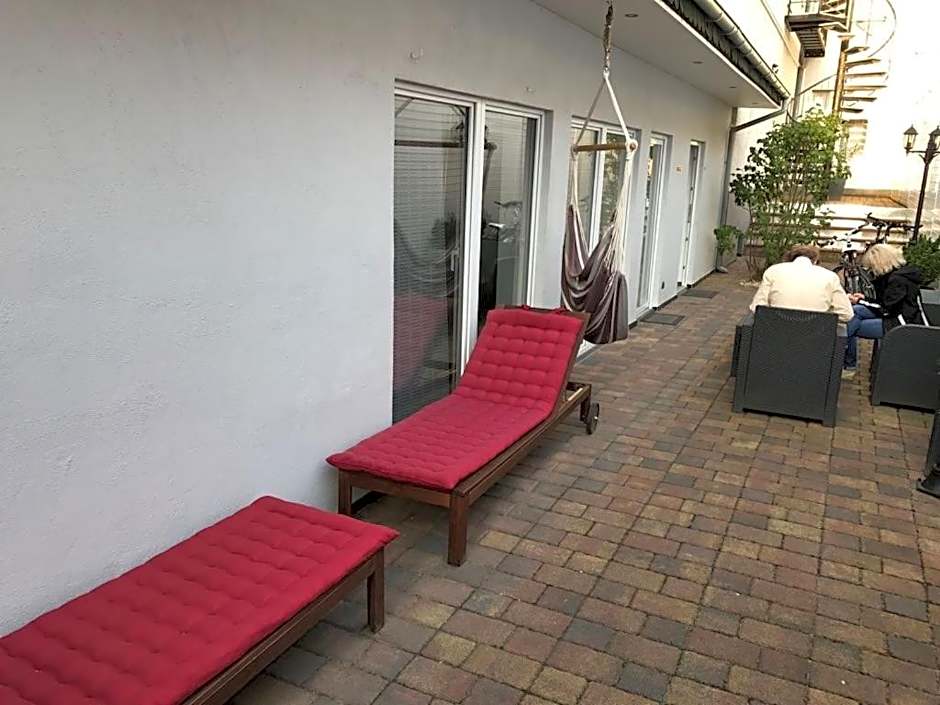 Balthasar Neumann Speiserei & Gästehaus - Zentrum Brühl -E-Ladestation, nähe Phantasialand