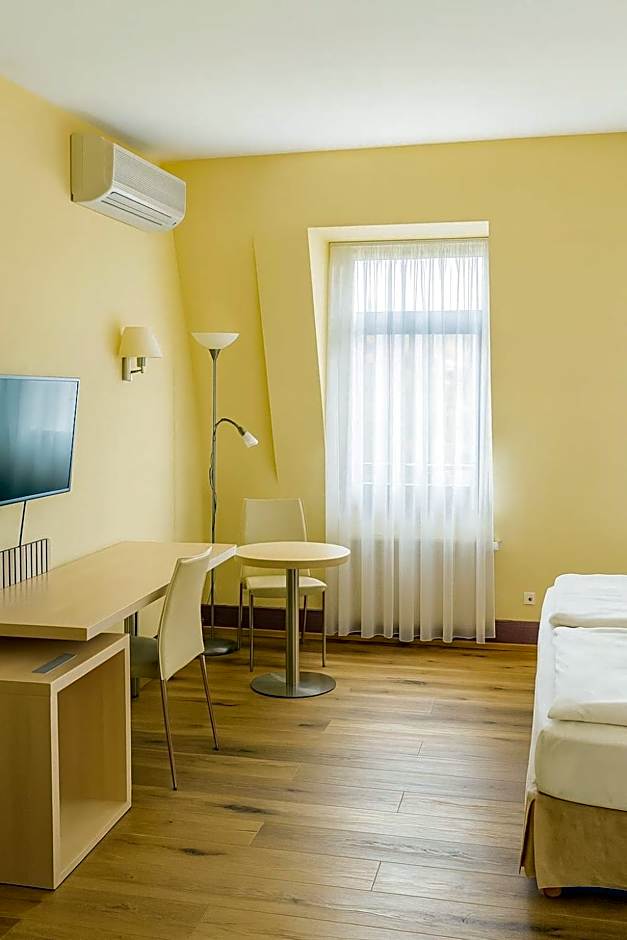 Hotel Villa Noel am Hauptbahnhof