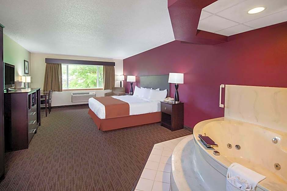 AmericInn by Wyndham Northfield