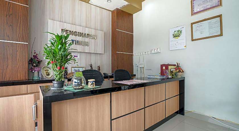 RedDoorz Plus near Palembang Airport 3