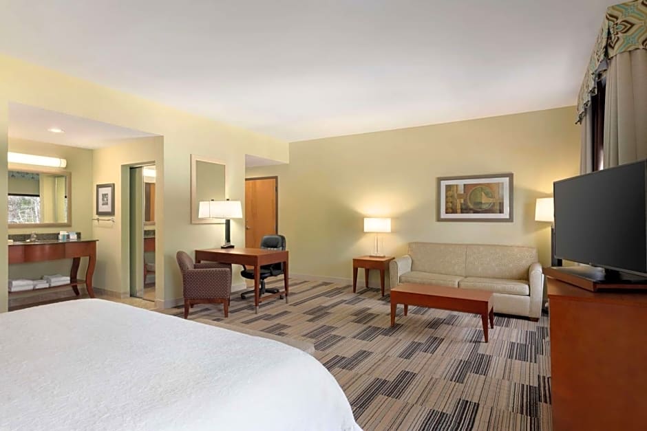 Hampton Inn & Suites Birmingham Airport Area