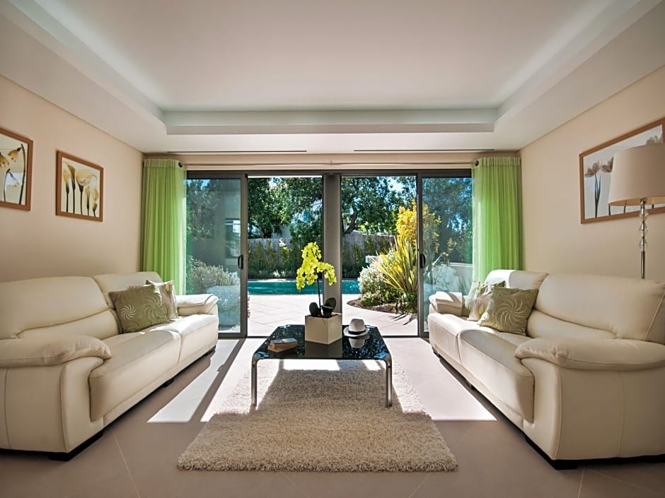 Luxurious Villa in Tavira with Private Pool