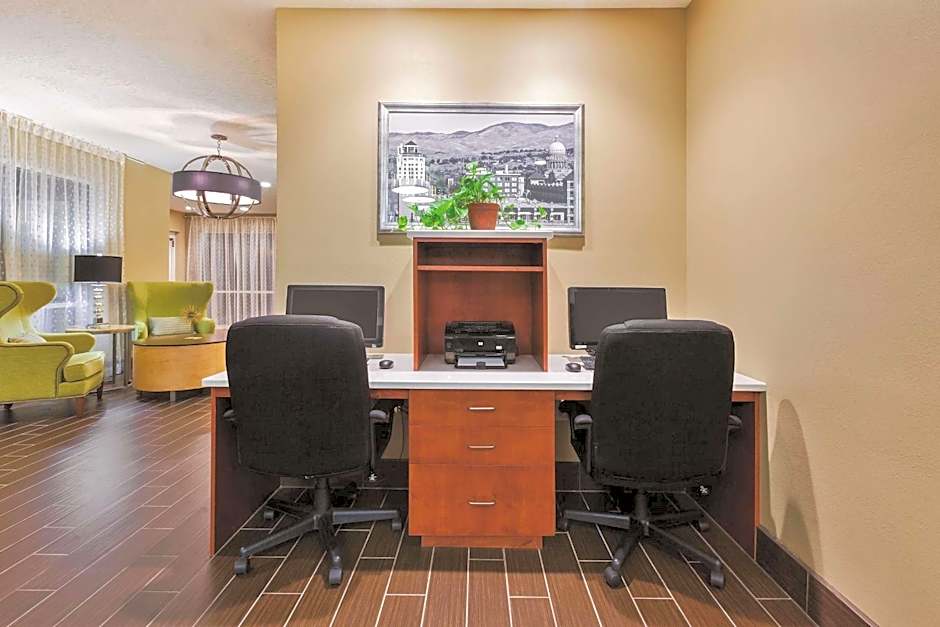 La Quinta Inn & Suites by Wyndham Boise Airport