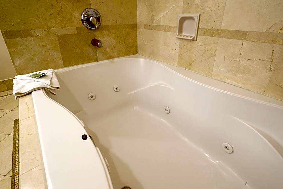 Heavenly Village Condos - Grand Residence