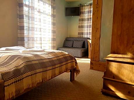 Triple Room with Balcony