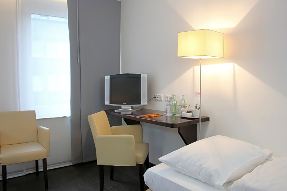 Helvetia Hotel Munich City Center