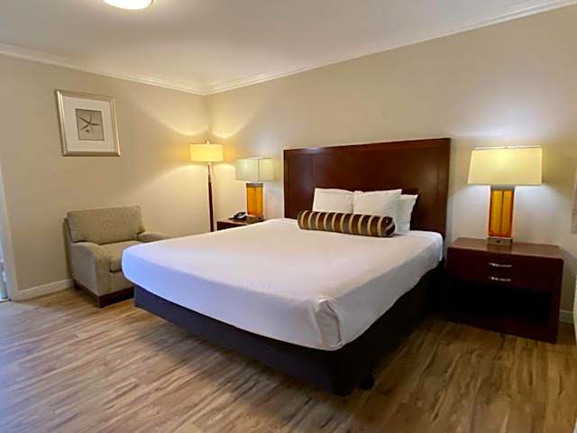 Rose Garden Inn