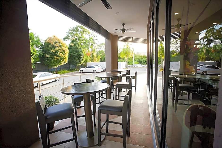 Lavender Inn USJ