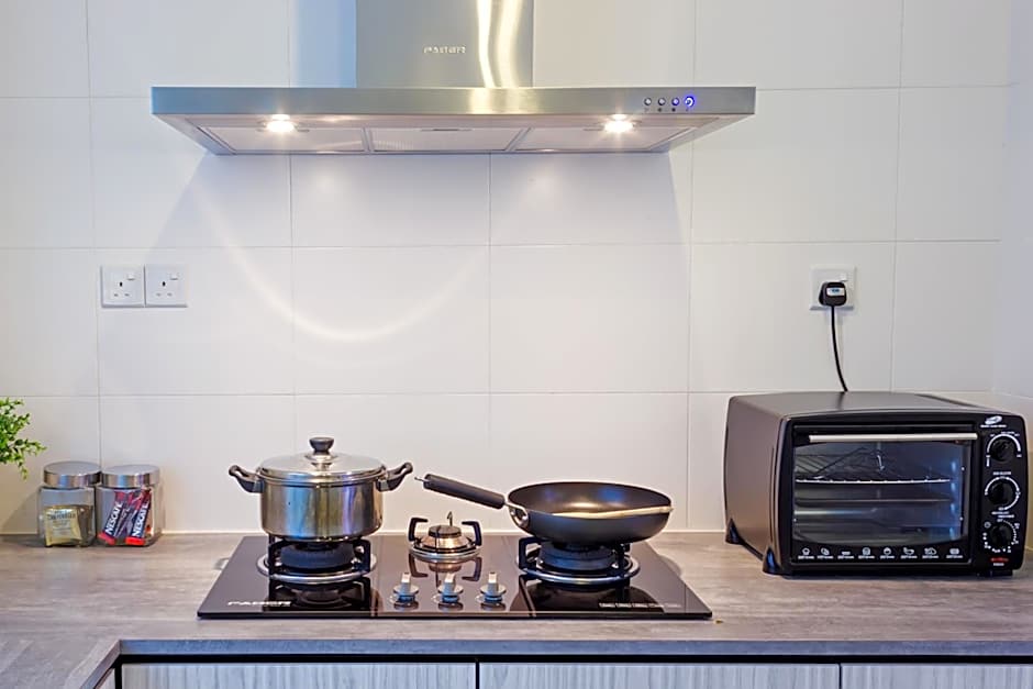 Shamrock Beach Villas Batu Ferringhi Penang