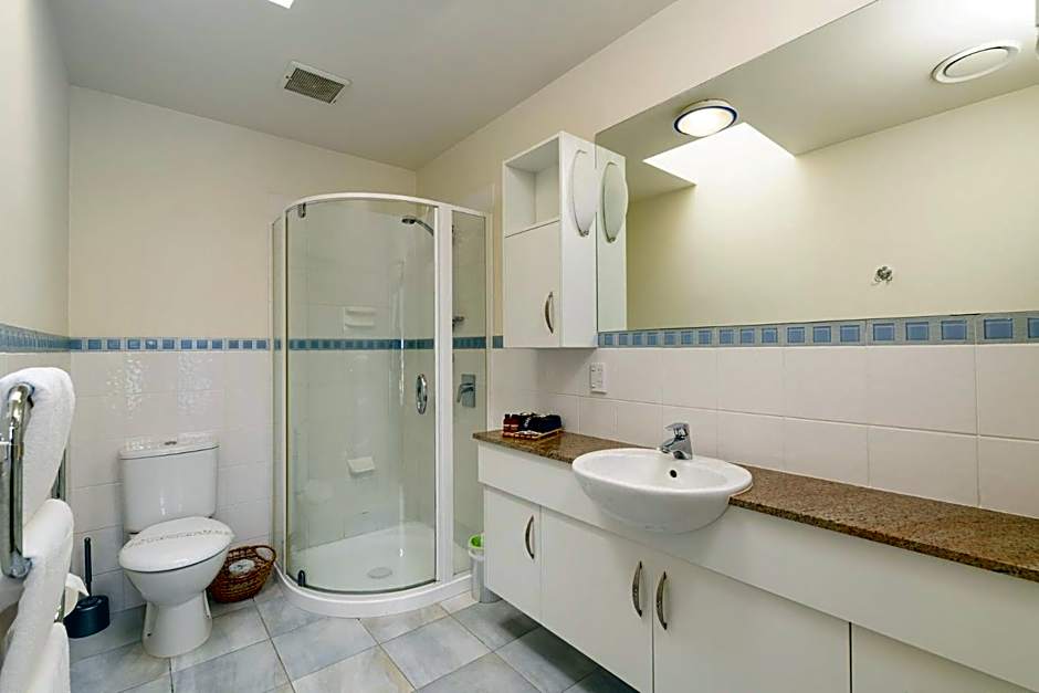 The Anchorage Apartments