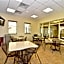 Holiday Inn Express Hotel And Suites Williston By IHG