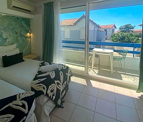 Twin Room with Terrace