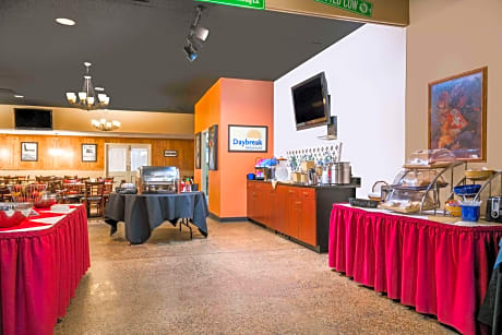 Days Inn by Wyndham La Crosse Conference Center