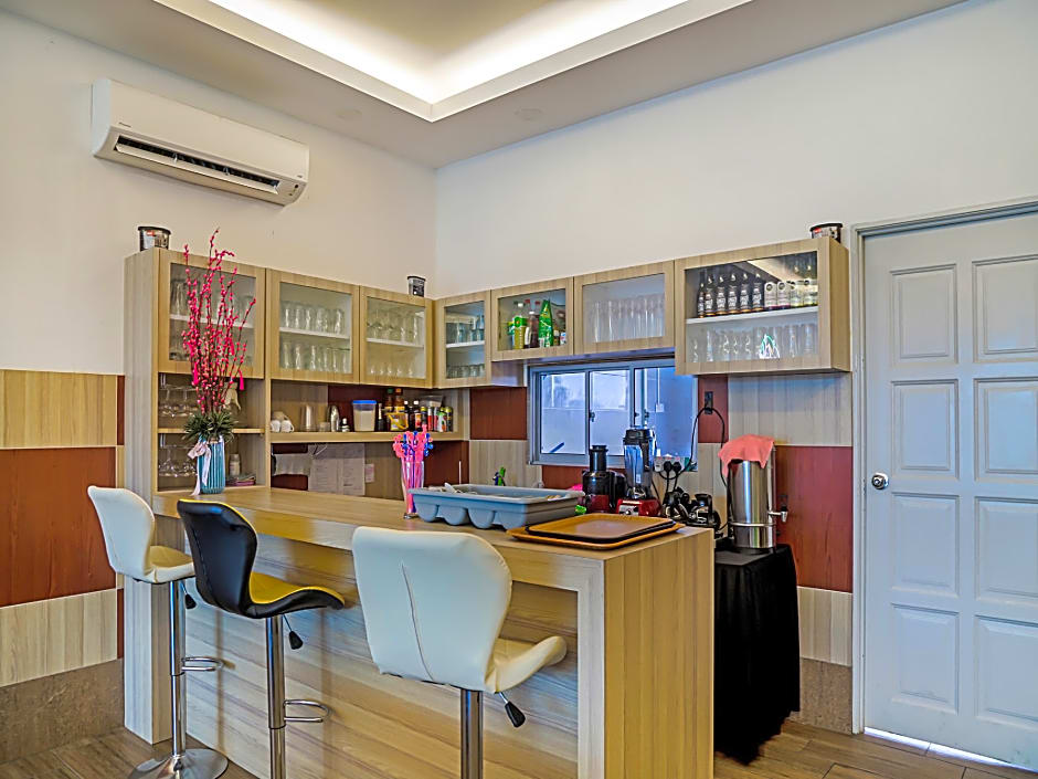 Capital O 90154 Rajawali Homes