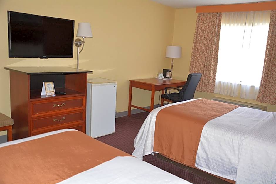 Columbus Grand Hotel & Banquet Center