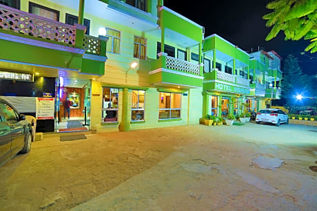 Hotel Vishram SAH