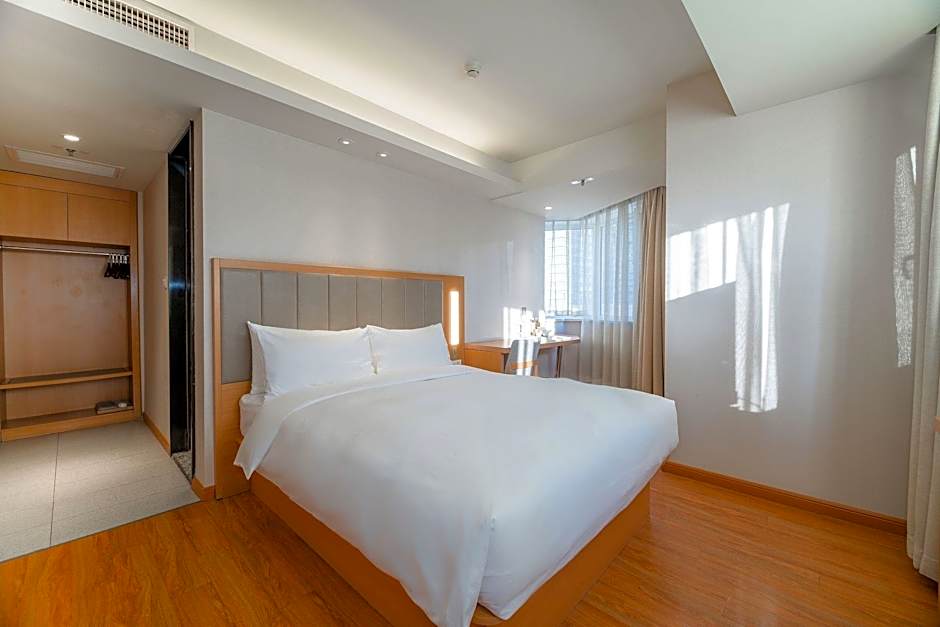 JI Hotel Shenyang Middle Street Metro Station