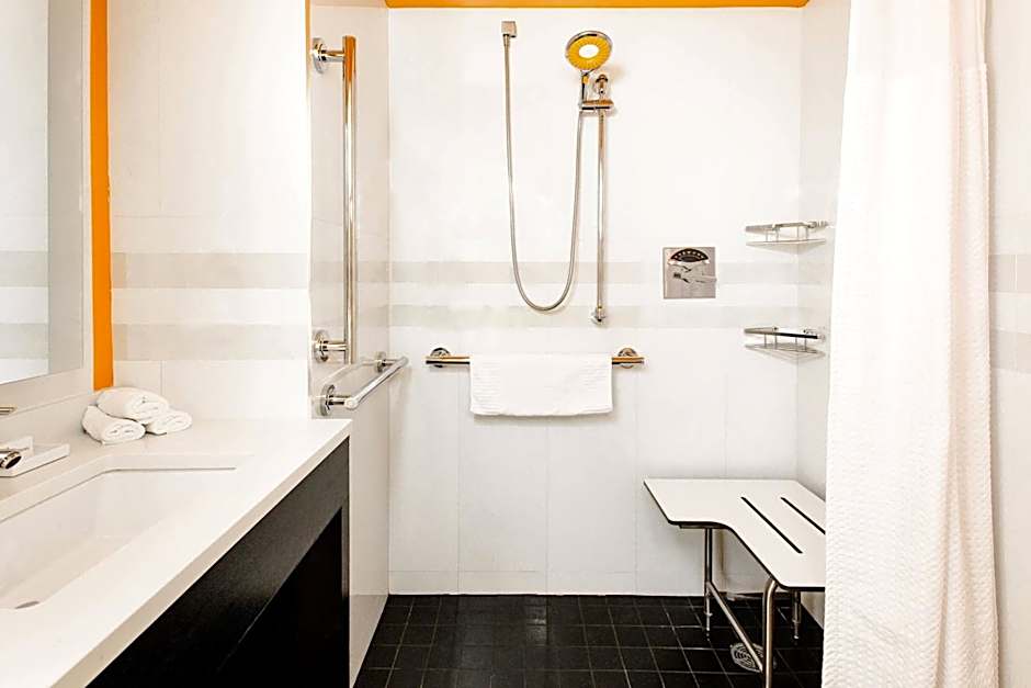 Courtyard by Marriott New York Manhattan/Central Park