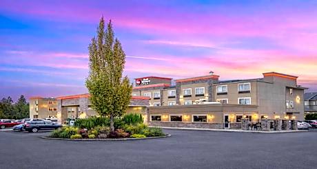 Best Western Plus Peppertree Airport Inn