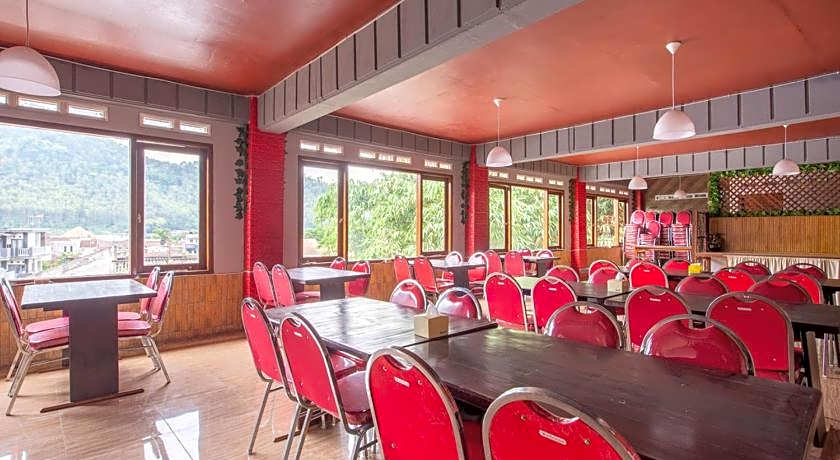 RedDoorz Plus near Balai Kota Batu 2