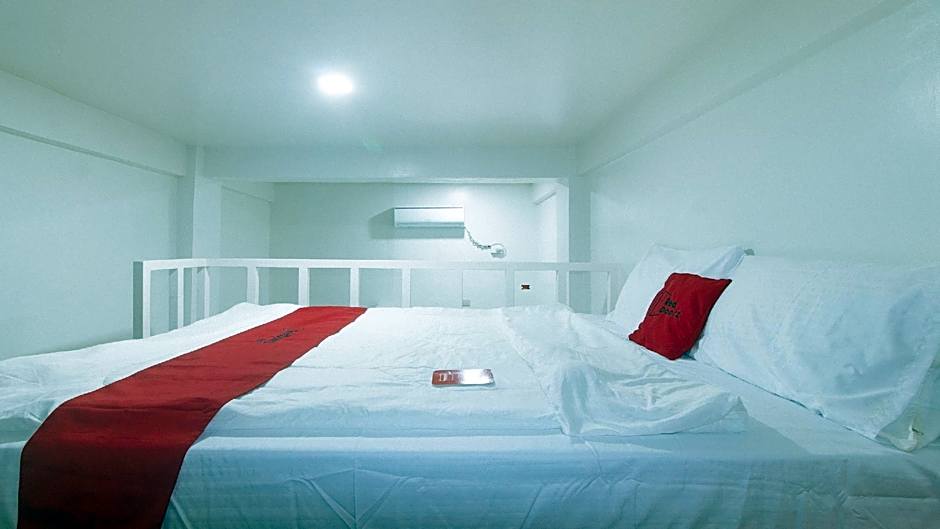 RedDoorz @ Alaminos Pangasinan