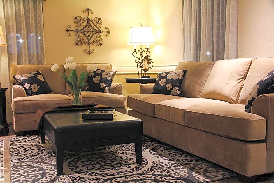 Grand View Inn & Suites