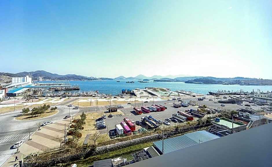 Yeosu Hotel The One