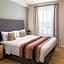 Escala Hotel & Suites