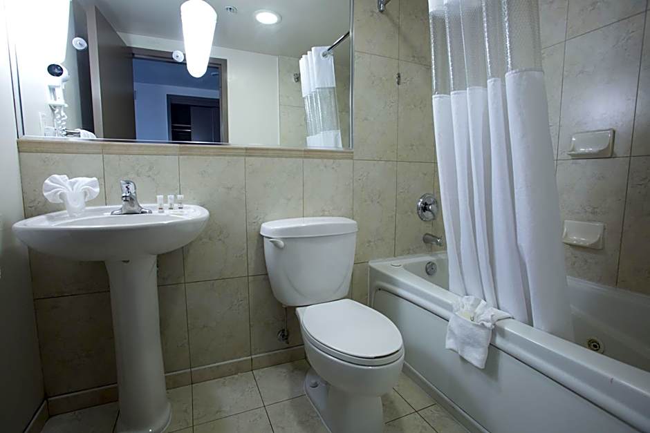 The Falls Hotel & Inn