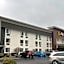 La Quinta Inn by Wyndham Indianapolis Airport Executive Dr