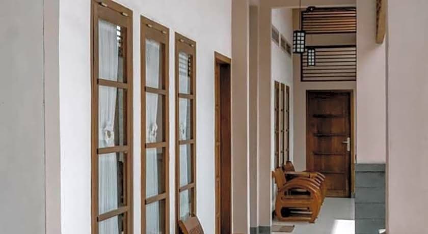 Grand Cepu Hotel