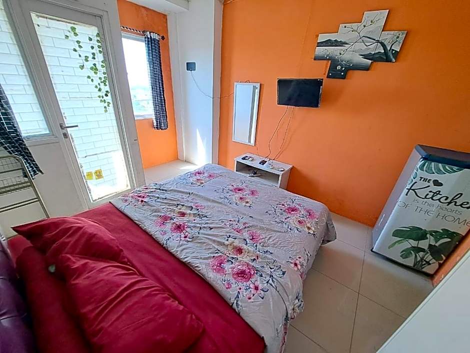 OYO Life 93139 Apartemen Grand Sentraland By Evi