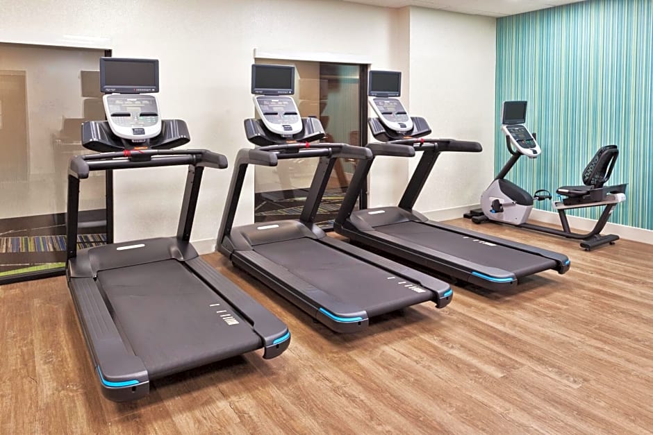 Holiday Inn Express Fayetteville By IHG