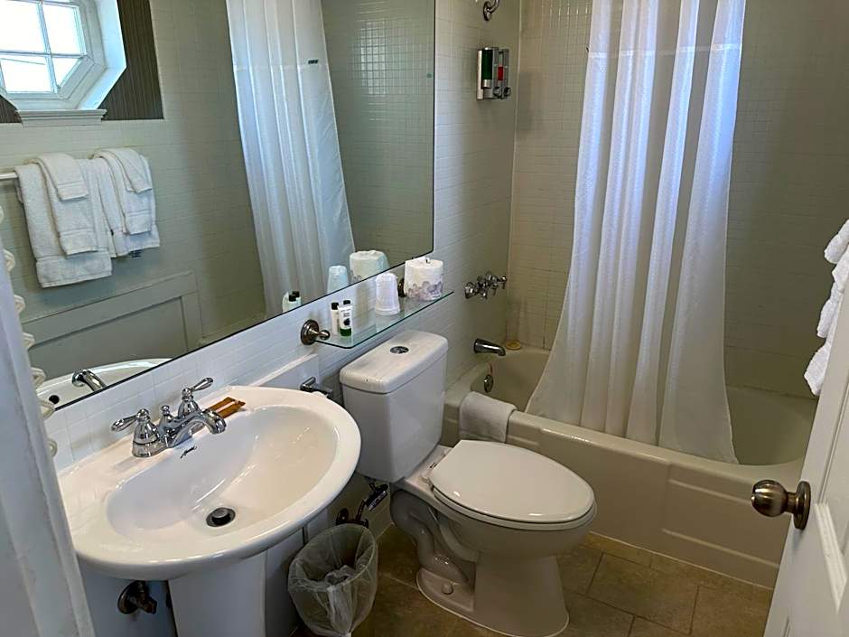 Island House Historic Vacation Rentals