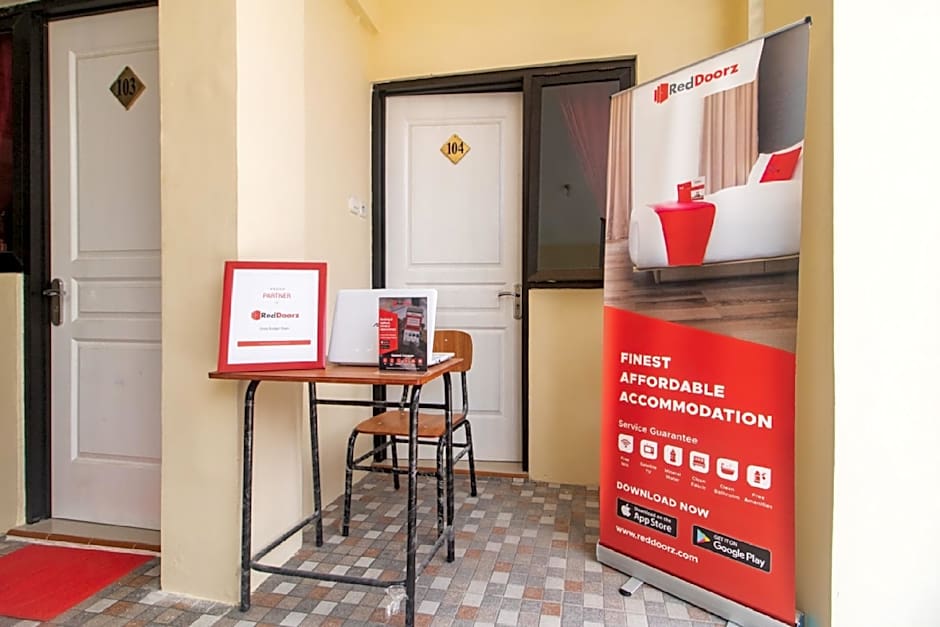 RedDoorz Syariah near Politeknik Negeri Madiun